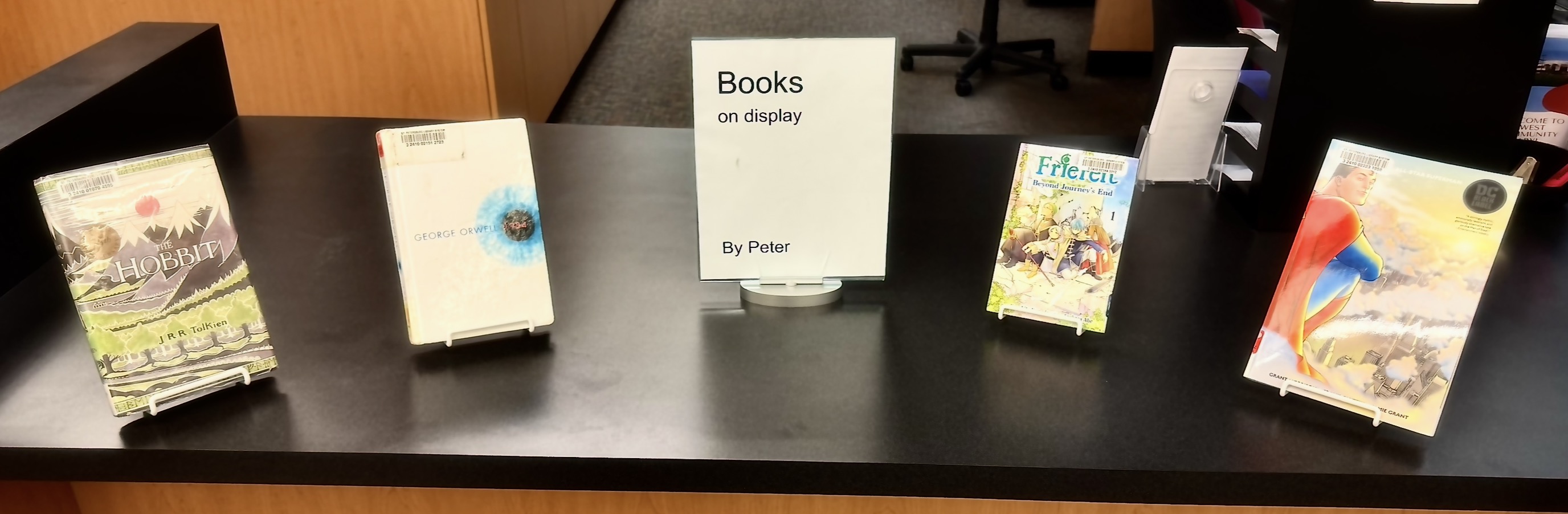 A photo of a reader advisory display